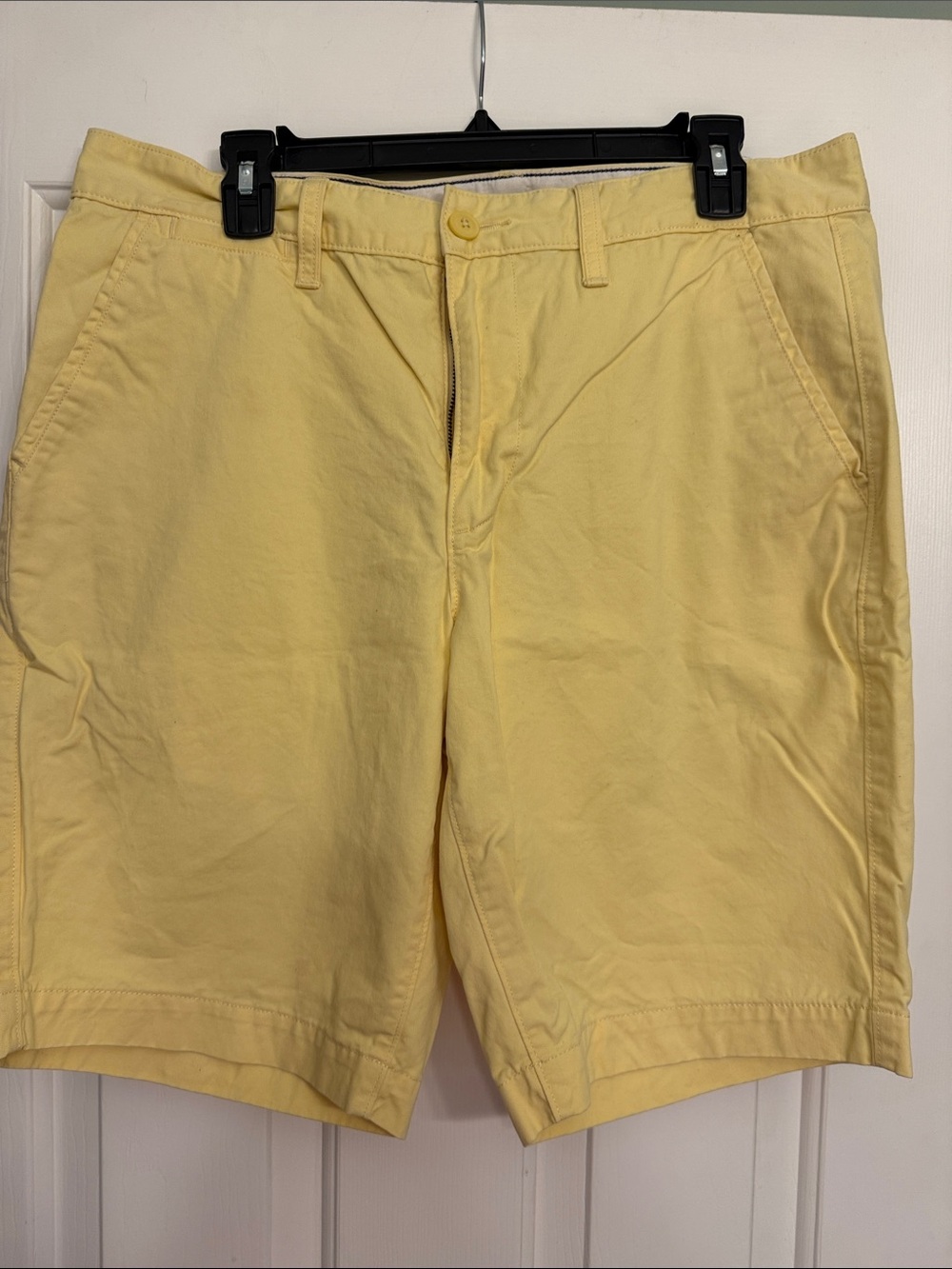Sonoma Pale Yellow Flat-Front Men's Shorts